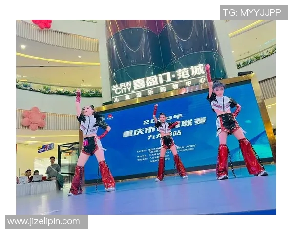 深入分析重庆街舞队的防反策略与战术运用